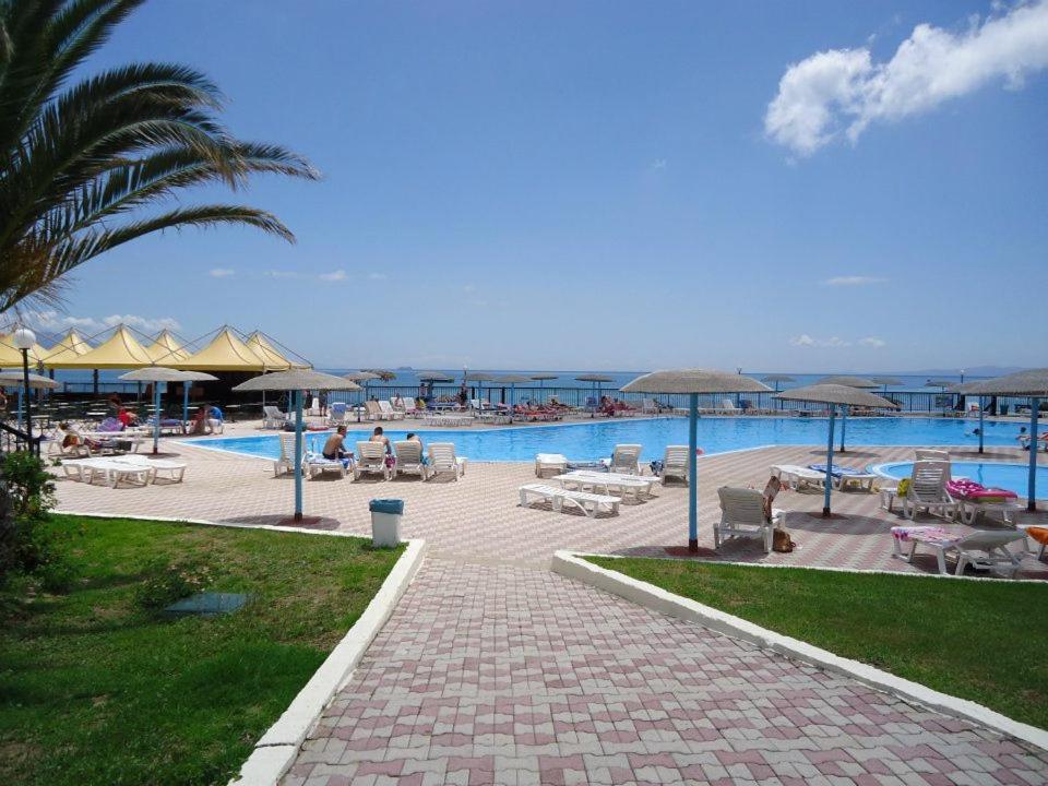 Corfu Sea Gardens Hotel Kávos Екстериор снимка