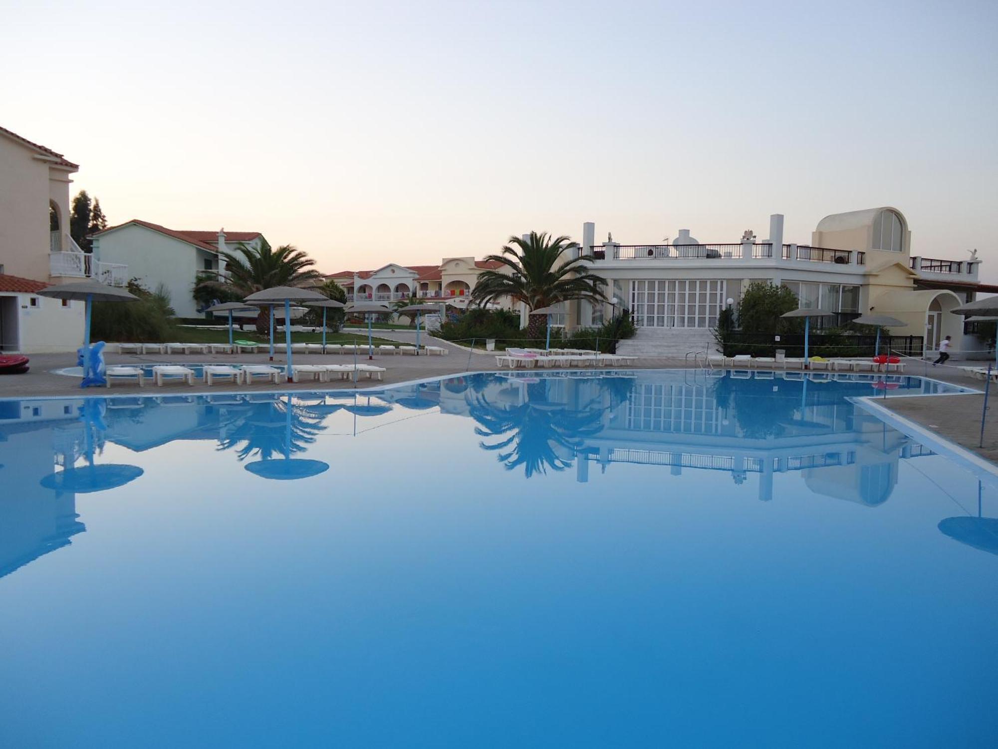 Corfu Sea Gardens Hotel Kávos Екстериор снимка