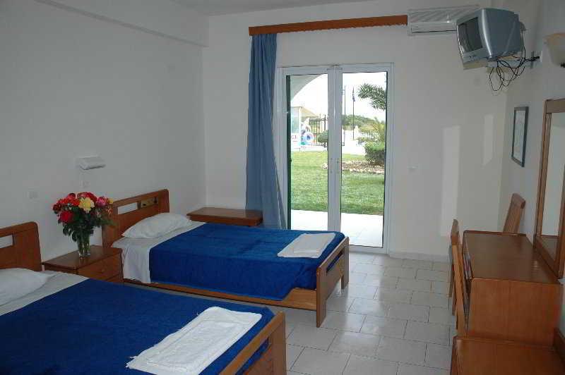 Corfu Sea Gardens Hotel Kávos Стая снимка