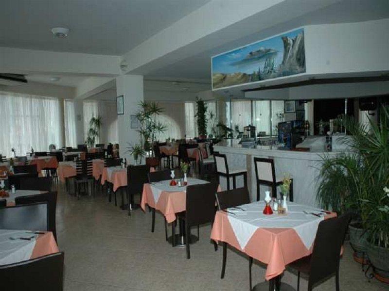 Corfu Sea Gardens Hotel Kávos Екстериор снимка